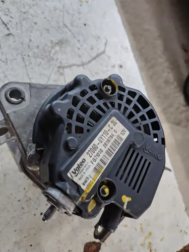 Alternador do Etios 2015 6 pouco rodado 