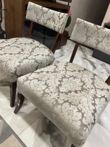 Duas poltronas em ótimo estado 