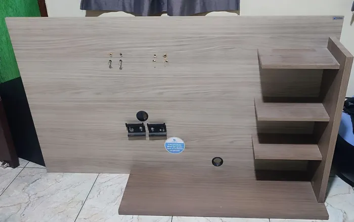 Painel de Tv suporta até 50 polegadas
