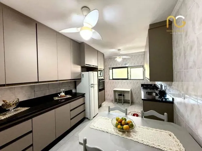 Apartamento com 3 dormitórios à venda, 118 m² por R$ 849.000,00 - Vila Guilhermina - Praia