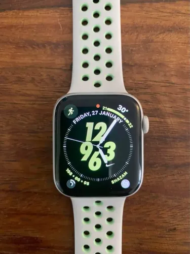 Apple Watch Series 6 Nike 44mm GPS + Celular
