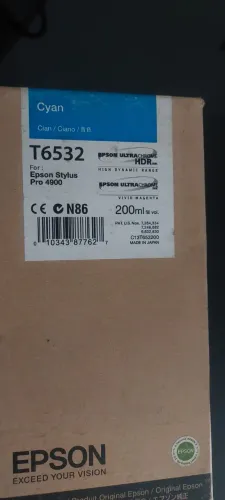 Tinta Epson novo original  T6532