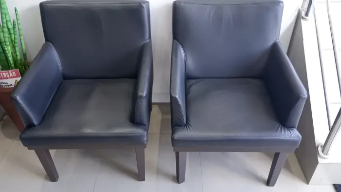 Conjunto com 5 poltronas