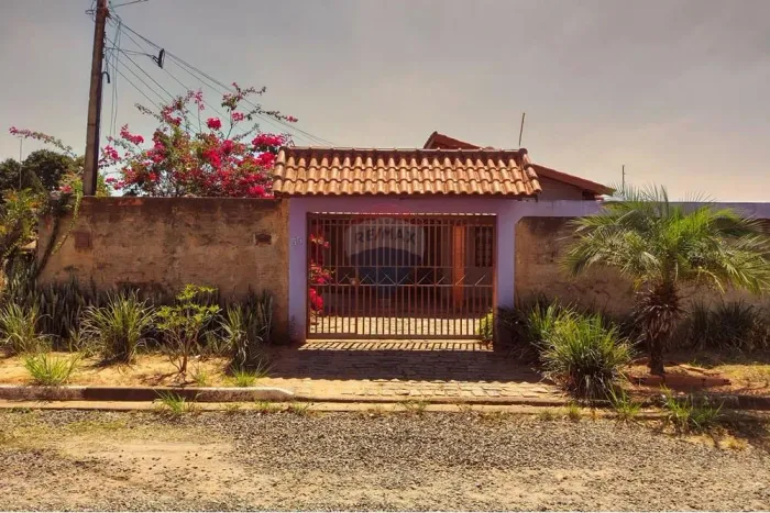 "Chácara com casa 2 quartos dos Sonhos: Refúgio no Parque das Laranjeiras, Cosmópolis/SP