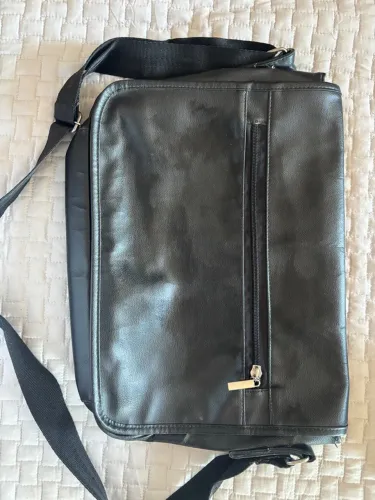 Bolsa executiva transversal courino preta