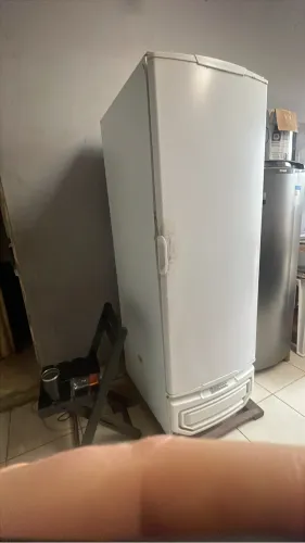 Freezer vertical 