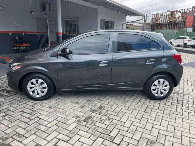 Chevrolet Onix Hatch LT 1.0 8V Flex Mec. 4P 2019