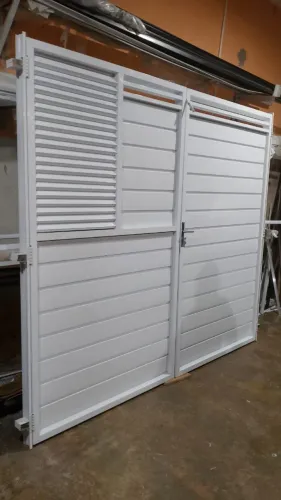 Esquadria de alumínio e vidraçaria