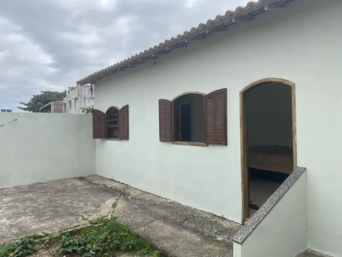 Quitinete em Figueira - Arraial do Cabo (Leia todo o anúncio)