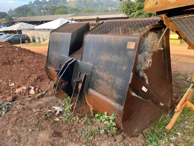 Caçamba para pa carregadeira CAT 938
