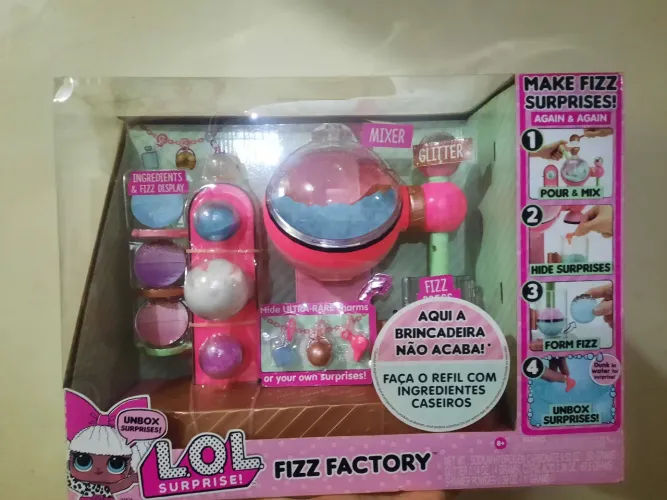 Maquina de LOL Surprise! Fizz Factory - Brinquedo Novo
