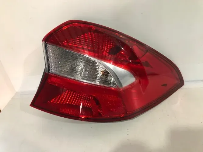 Lanterna Direita Ford ka Sedan 2019 2020 Original BG3508 