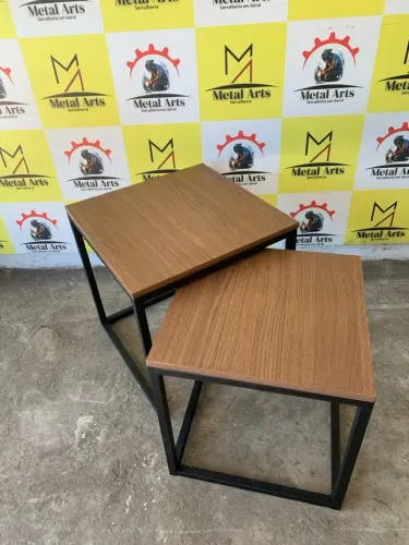 Mesas de Canto/Apoio em Aço e Madeira