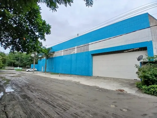 EXCELENTE OPORTUNIDADE DE ALUGUEL  GALPÃO COM ESTRUTURA COMPLETA E LOCALIZAÇÃO ESTRATÉGICA