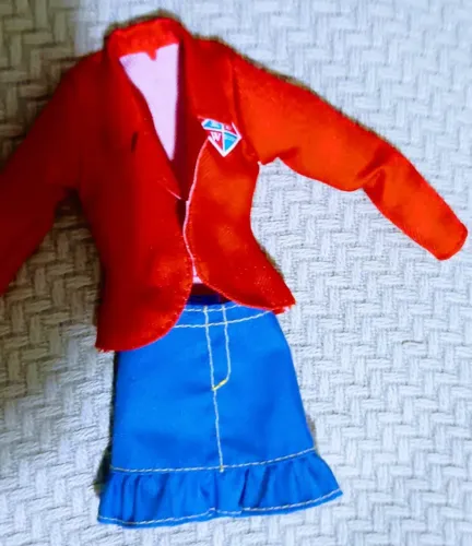Roupa para Barbie RBD