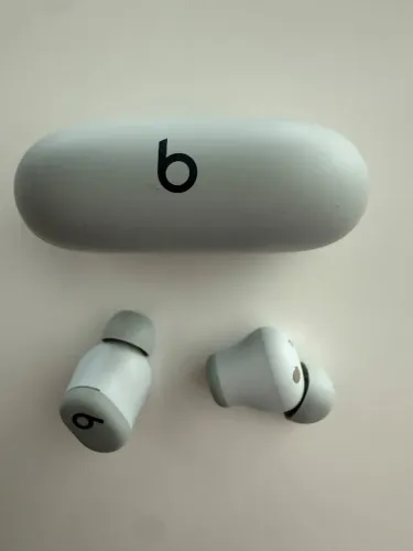 Beats Studio Buds - Fone de Ouvido NOVO!