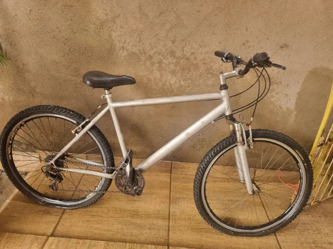 Bicicleta Shimano Aro 26