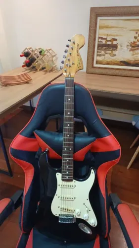 Guitarra stratoTokai Silver star 83