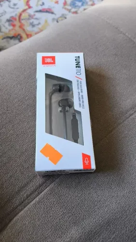 Fone de Ouvido JBL Tune 110 - Novo