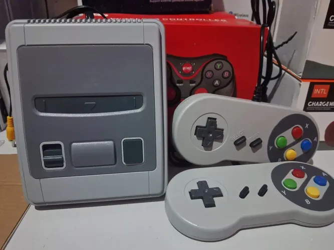 Mini Super Nintendo (SNES) com 2 Controles
