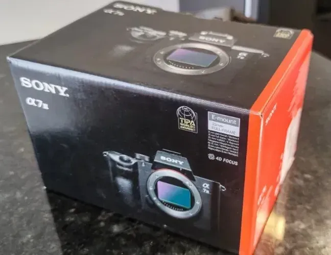 CAMERA SONY A7 III NOVA/LACRADA