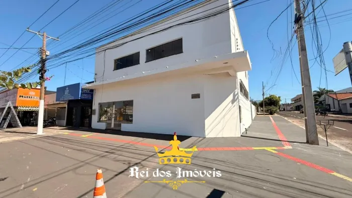 Alugo Imóvel Esquina Avenida Bandeirantes - Vila Operária