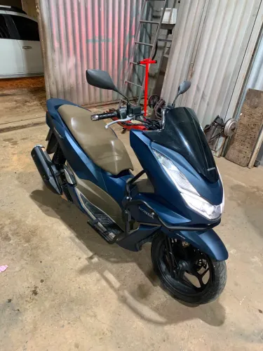 VENDO PCX DLX 2023