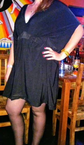 Vestido Preto Manga Morcego