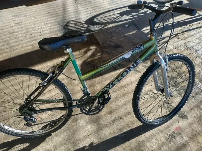 Bicicleta aro 26 - Troco por videogame
