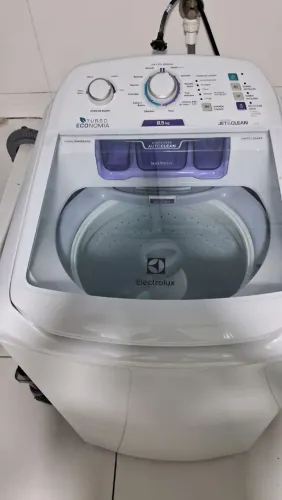 Maquina de Lavar Roupas Electrolux 8kg 110v