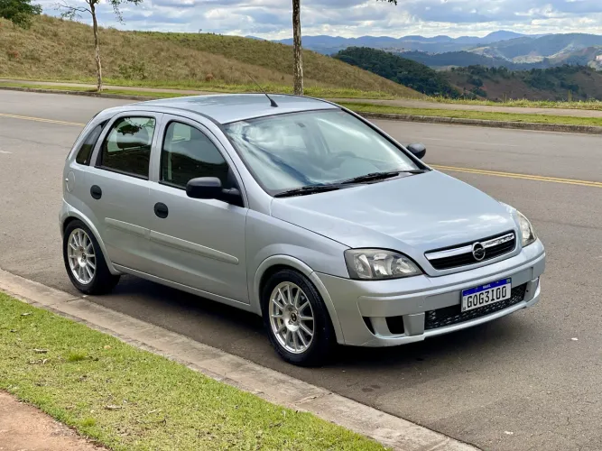 Chevrolet Corsa Hat. Maxx 1.4 8V Econoflex 5P 2012