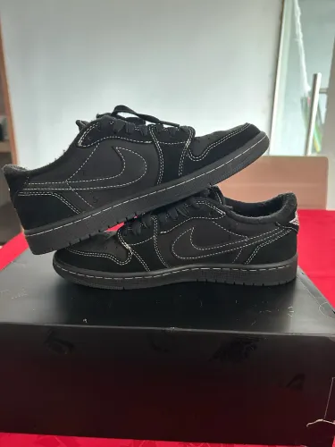 Air Jordan 1 Low X Travis Scott