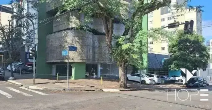 Loja comercial para locação 233m² - esquina - 10 vagas - Avenida Juscelino Kubitschek - Ce