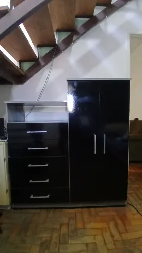 Cômoda Cambuci Com 5 Gavetas E 2 Portas Bartira
