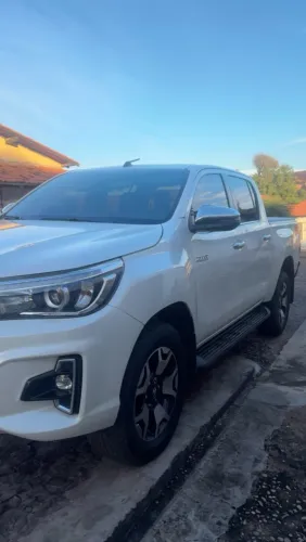 Toyota Hilux CD SRX 4X4 2.8 TDI 16V Diesel Aut. 2020