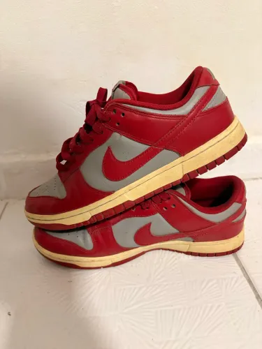 Nike Dunk Vermelho/Cinza usado