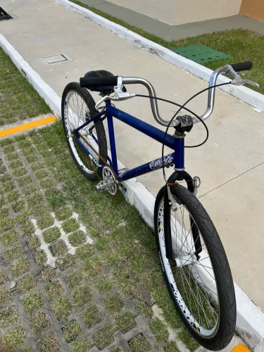 Bike aro 26 com quadro reduzido 