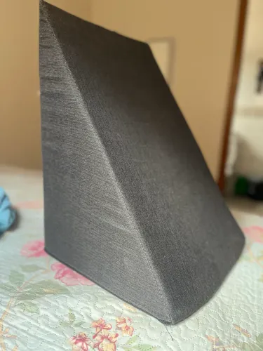 Suave Encosto (travesseiro triangular) 