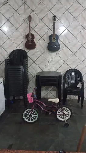 Fundos de Bar