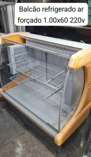 Balcão e expositor refrigerado ar forçado