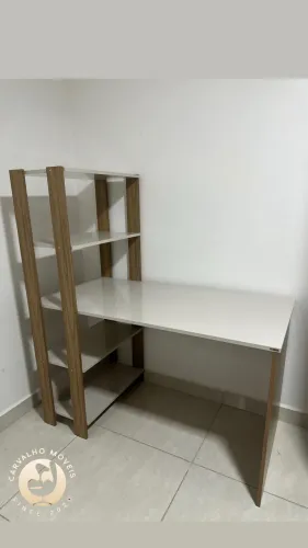 Escrivaninha com estante - CARVALHO MÓVEIS