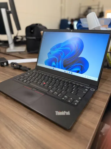 NOTEBOOK LENOVO E14 GEN 3 - RYZEN 5 MEMÓRIA 8GB SSD 256GB - TELA DE 14 WINDOWS 11 PRO