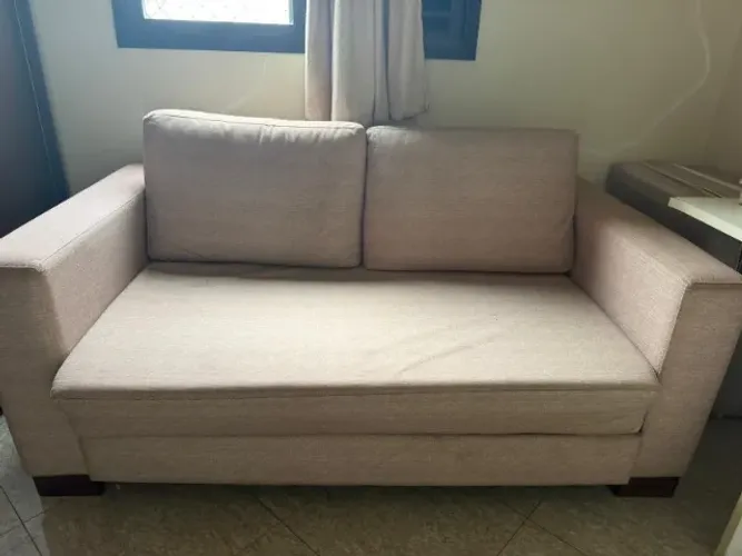 Sofá Cama Casal c/ Estrado de Madeira