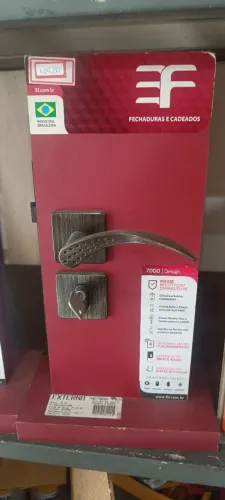 Janelas , Portas , Fechaduras , Portas pivotantes e muito mais
