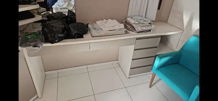 Penteadeira com painel TV