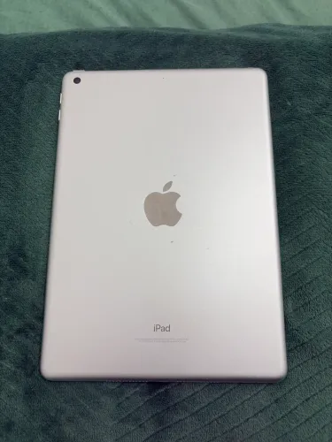 Vendo iPad 6 de 32GB