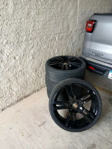 Jogo de Rodas Aro 20 Porsche + Pneus 275/35 R20