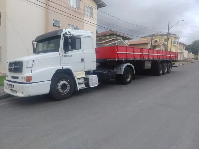 Mercedes 1634 ano 2004 com carreta ano 94 conjunto completo trabalhando 