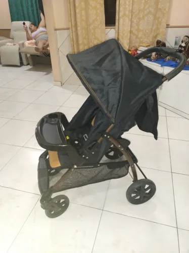 Carrinho de Bebê Galzerano