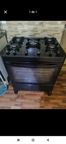 Vendo fogão 5 bocas mesa de vidro faço entrega
